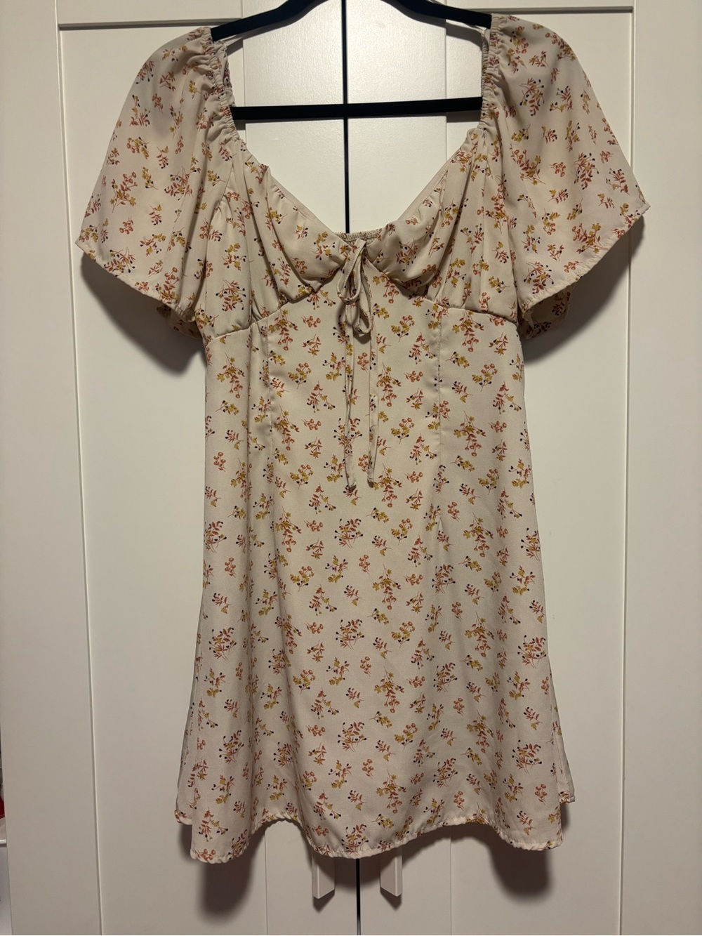 Cream Floral Tie-Front Mini Dress sweetheart neckline flutter sleeves